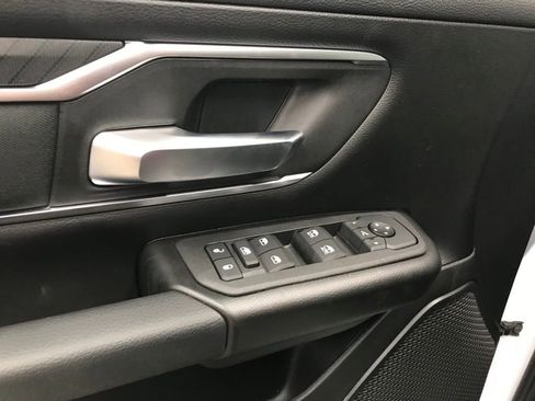 New 2026 RAM 1500 4x4 Crew Cab image 10