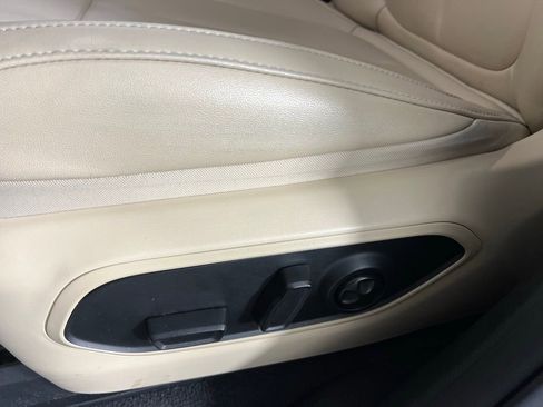 Used 2023 Jeep Grand Cherokee L Limited image 24