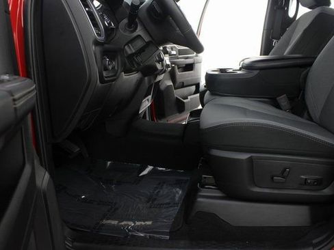 Used 2024 RAM 2500 Big Horn w/ Bed Utility Group image 15