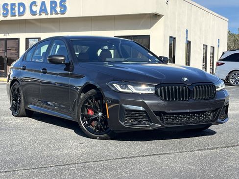 Used 2023 BMW 540i w/ M Sport Package image 2