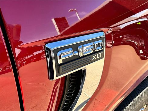 Used 2022 Ford F150 XLT w/ Equipment Group 302A High image 28