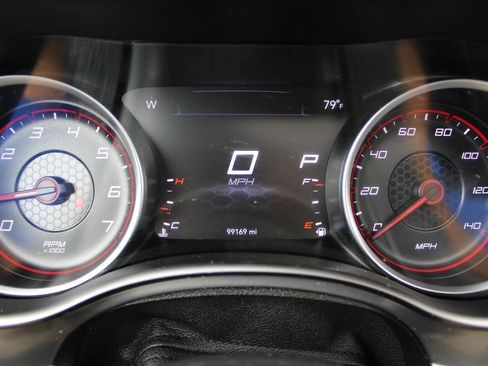 Used 2021 Dodge Charger SXT w/ Leather Interior Group RWD image 12
