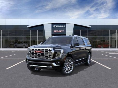 New 2026 GMC Yukon XL Denali w/ Denali Reserve Package AWD/4WD image 8