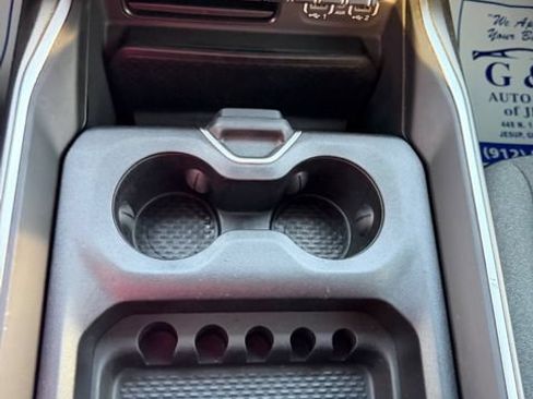 Used 2021 RAM 1500 Big Horn AWD/4WD image 17