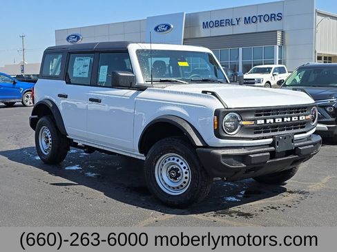 New 2025 Ford Bronco 4-Door AWD/4WD image 1