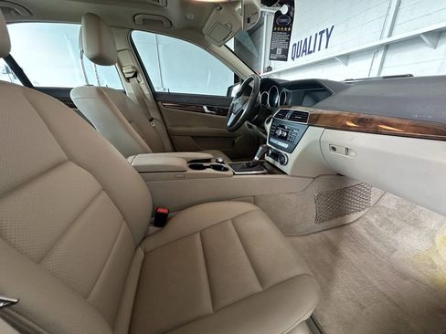 Used 2012 Mercedes-Benz C 250 Sedan image 26