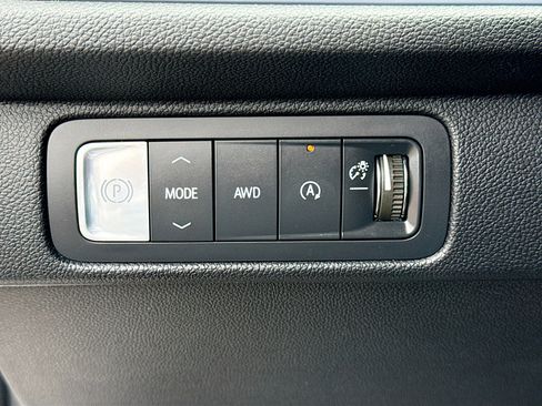 Used 2024 Chevrolet Traverse RS w/ LPO, Floor Liner Package AWD/4WD image 38