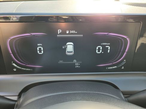 Used 2026 Kia Seltos LX FWD image 24