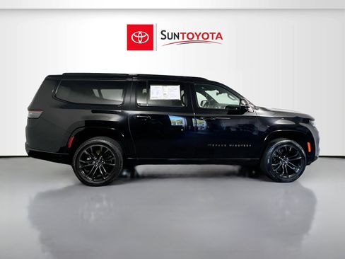 Used 2024 Jeep Grand Wagoneer L Series II w/ Quick Order Packagew 28T AWD/4WD image 2