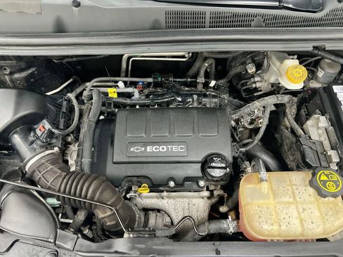 Used 2017 Chevrolet Trax LT w/ Driver Confidence Package image 24