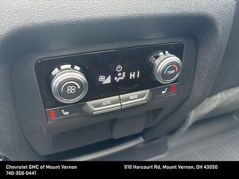 New 2026 GMC Acadia Elevation w/ Elevation Premium Package FWD image 32