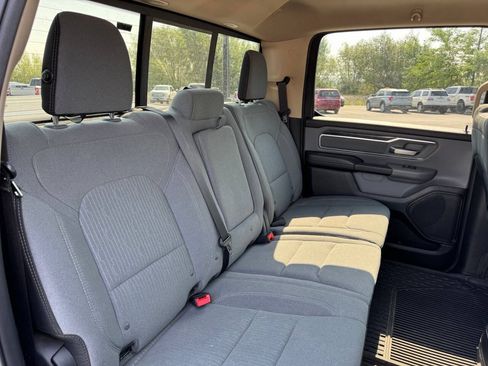 Used 2019 RAM 1500 Big Horn AWD/4WD image 16