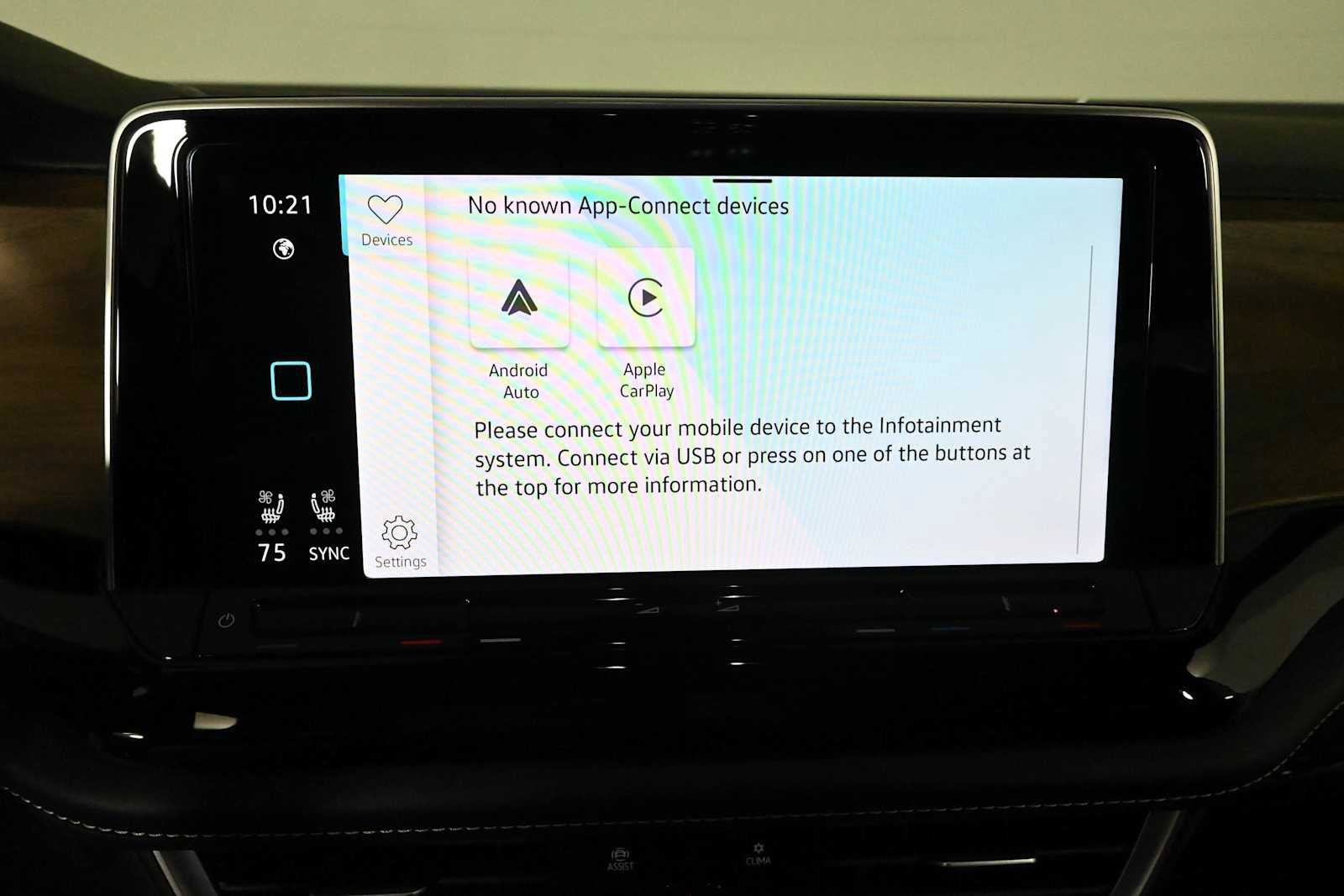 Certified 2024 Volkswagen Atlas SE FWD image 25