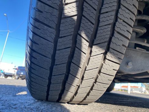 Used 2023 Chevrolet Tahoe LT w/ Luxury Package image 29