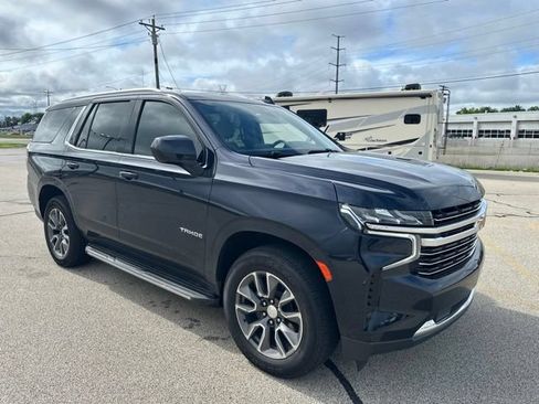 Used 2021 Chevrolet Tahoe LT w/ Rear Media and Nav Package AWD/4WD image 5