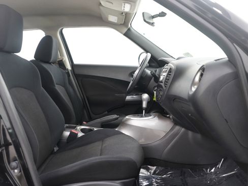 Used 2013 Nissan Juke S image 12
