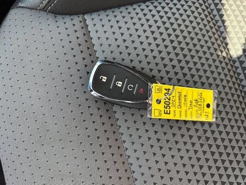 Used 2024 Chevrolet Trax LT FWD image 28