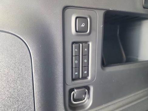 New 2025 Ford Expedition Platinum w/ Driver's Package image 44