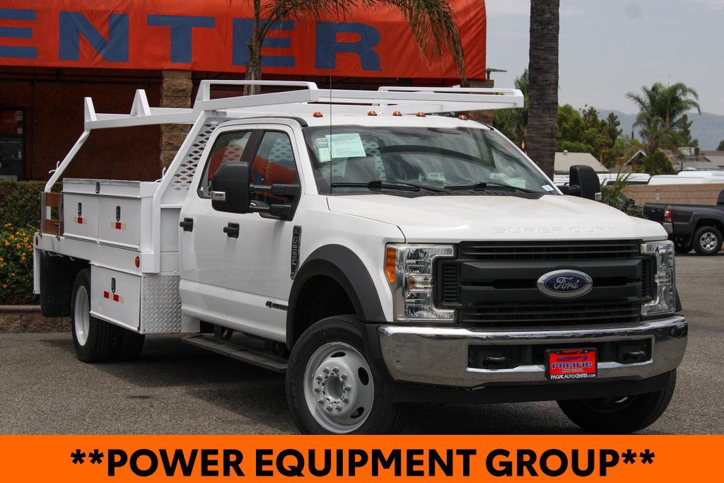 Used 2017 Ford F550 2WD Crew Cab Super Duty image 2