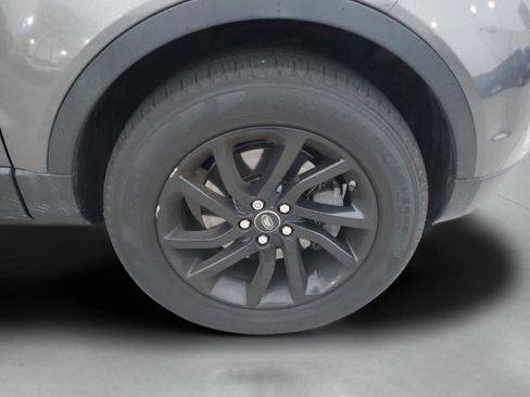 Used 2017 Land Rover Range Rover Evoque SE image 6