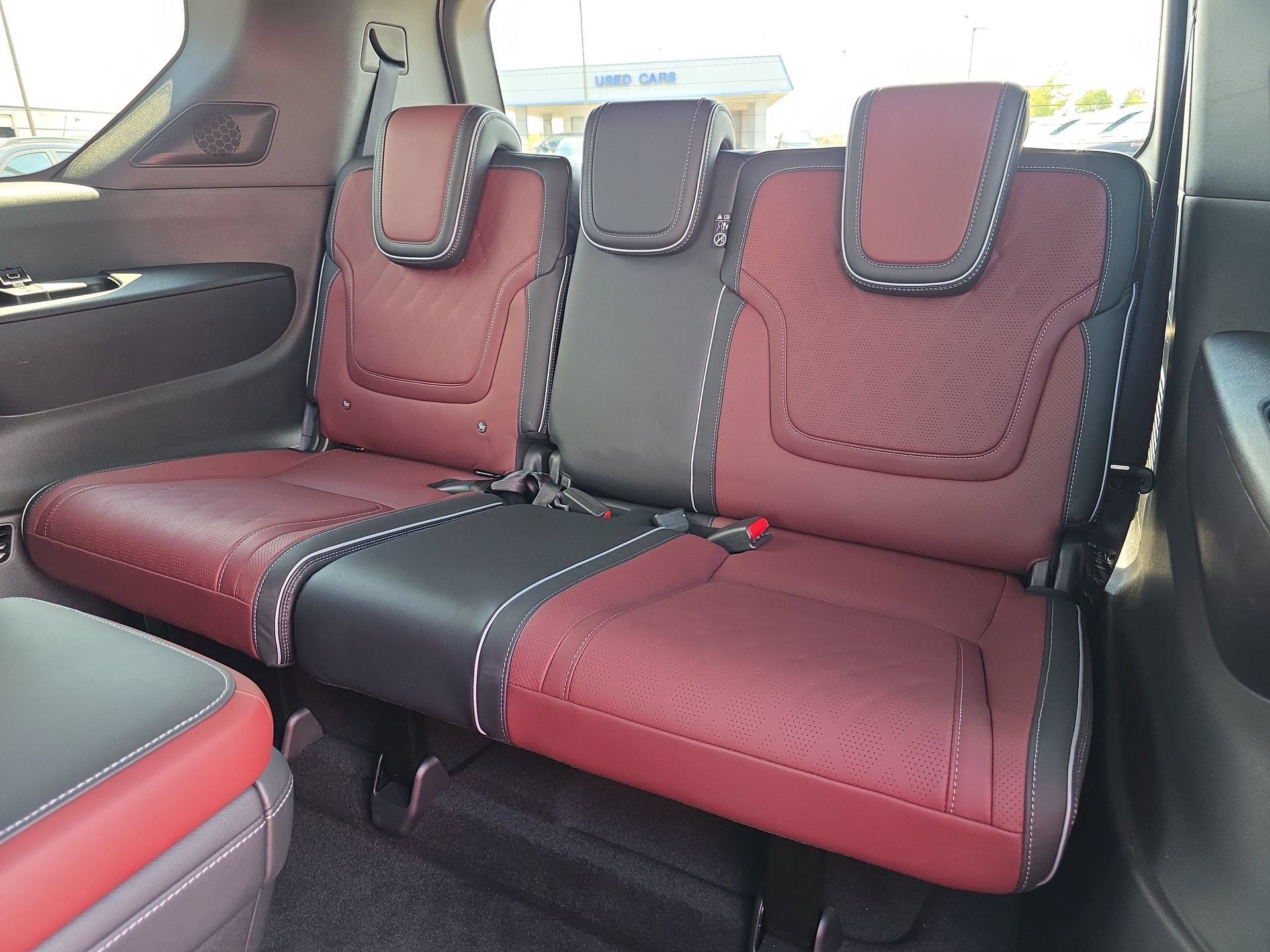 Used 2026 INFINITI QX80 Autograph w/ Premium Cargo Package AWD/4WD image 11