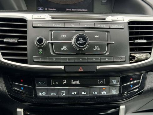 Used 2017 Honda Accord LX image 26