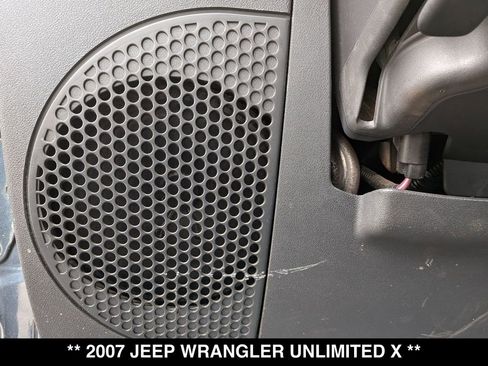 Used 2007 Jeep Wrangler Unlimited X w/ Dual Top Group AWD/4WD image 21