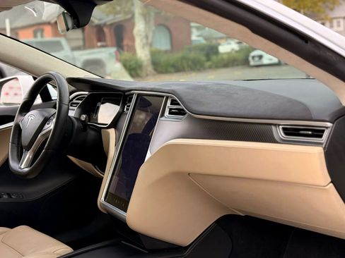 Used 2017 Tesla Model S 90D image 10
