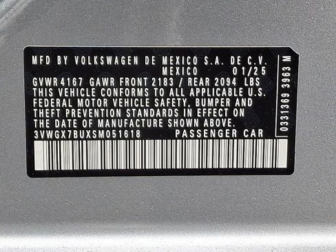 Certified 2025 Volkswagen Jetta SEL image 28