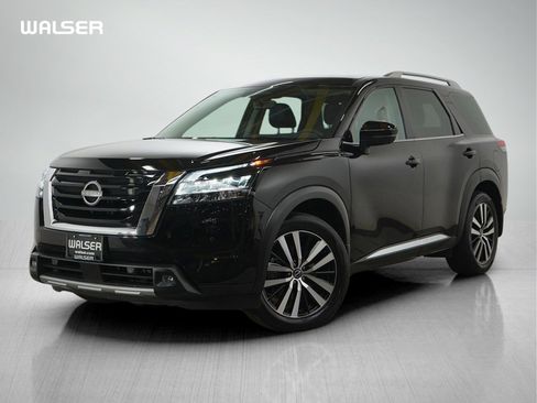 Used 2024 Nissan Pathfinder Platinum AWD/4WD image 1