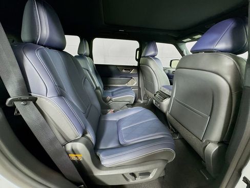 New 2026 INFINITI QX80 4WD w/ Sport Exterior Package image 34