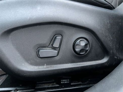 Used 2016 Jeep Renegade Latitude image 13