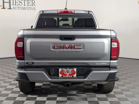 Used 2024 GMC Canyon Elevation w/ Elevation Premium Package AWD/4WD image 6
