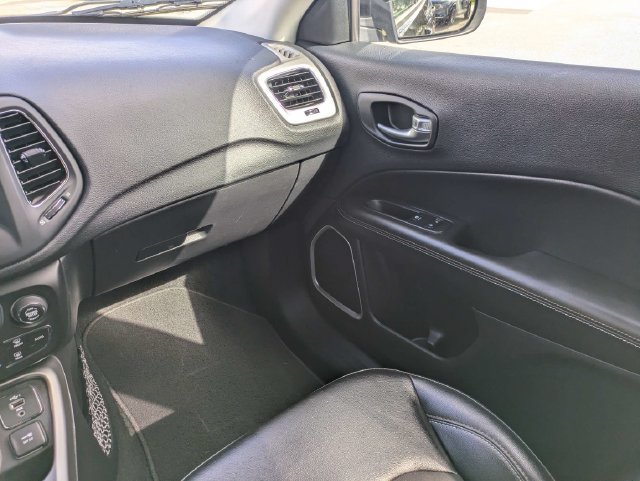 Used 2021 Jeep Compass Latitude AWD/4WD image 21