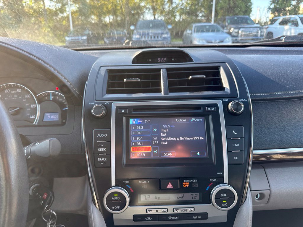 Used 2013 Toyota Camry XLE FWD image 24