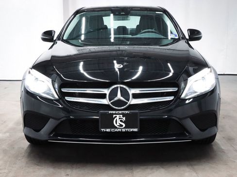 Used 2020 Mercedes-Benz C 300 4MATIC Sedan image 2