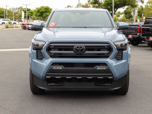 New 2026 Toyota Tacoma SR5 AWD/4WD image 2