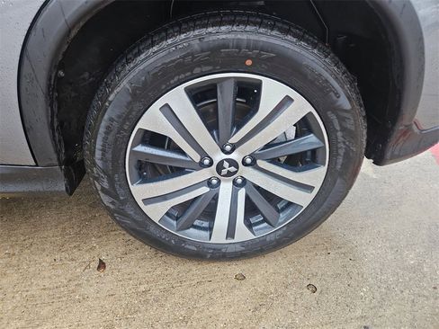 Used 2025 Mitsubishi Outlander Sport SE image 28