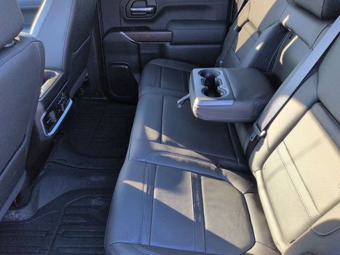 Used 2020 GMC Sierra 2500 Denali w/ Denali Ultimate Package image 17