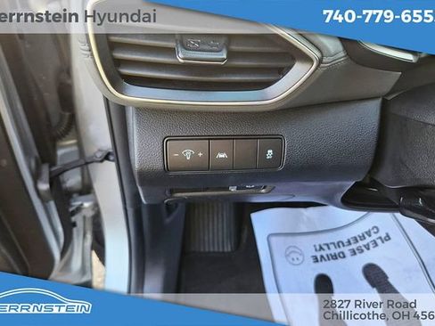 Used 2022 Hyundai Santa Fe SEL AWD/4WD image 16