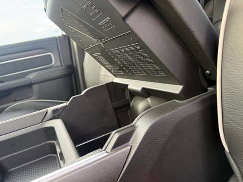 New 2026 RAM 2500 Laramie AWD/4WD image 23
