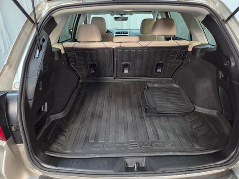 Used 2019 Subaru Outback 2.5i Premium AWD/4WD image 7