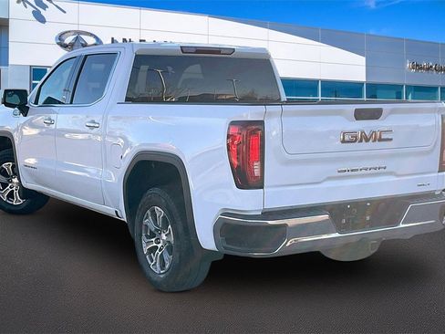 Used 2025 GMC Sierra 1500 SLT image 12