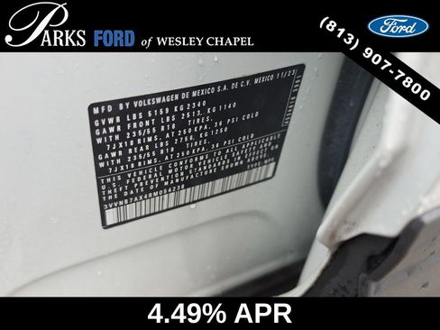 Used 2024 Volkswagen Tiguan SE w/ Panoramic Sunroof Package FWD image 34