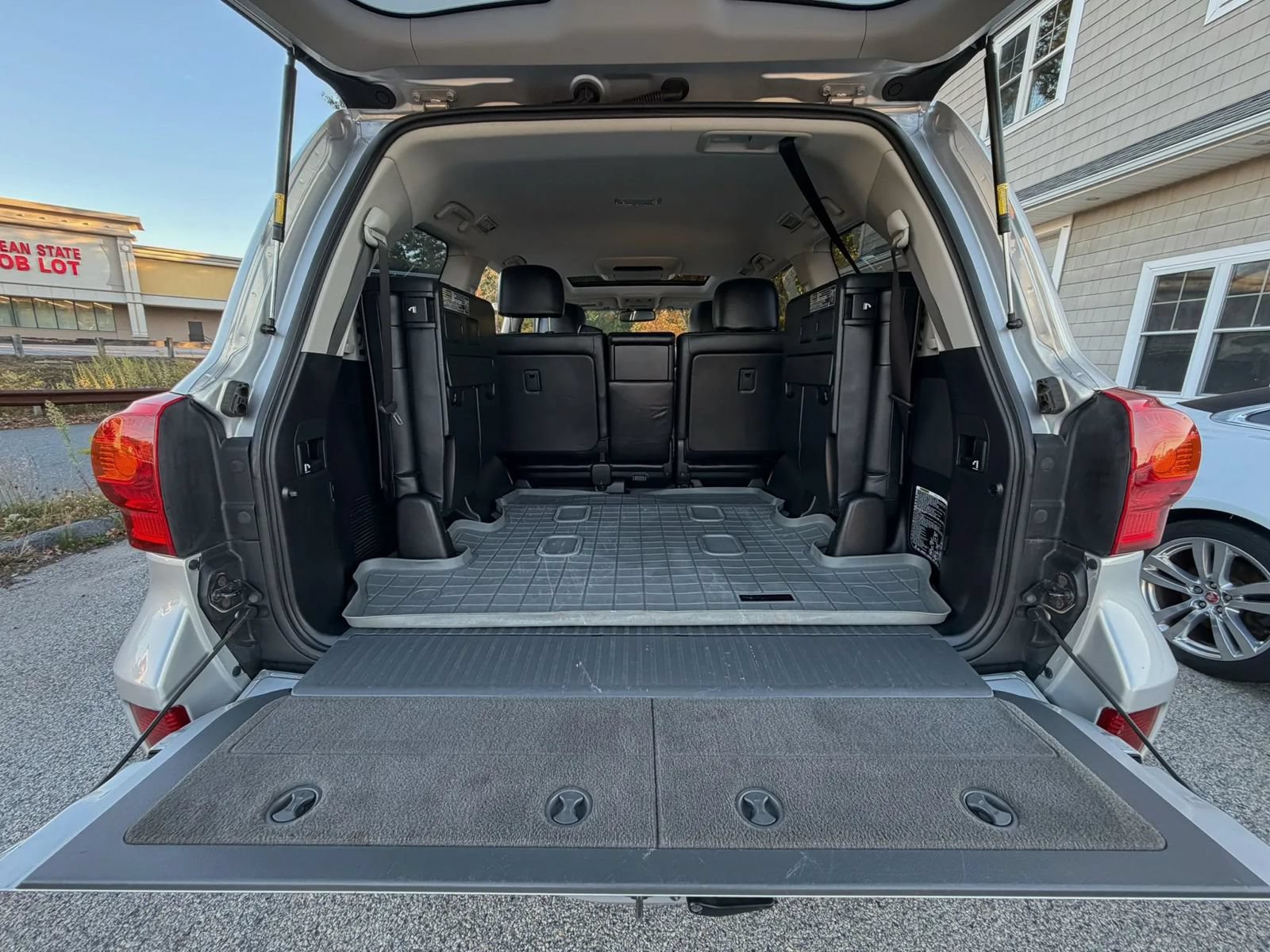 Used 2013 Toyota Land Cruiser AWD/4WD image 78
