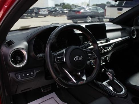 Used 2021 Kia Forte GT w/ GT2 Package FWD image 2