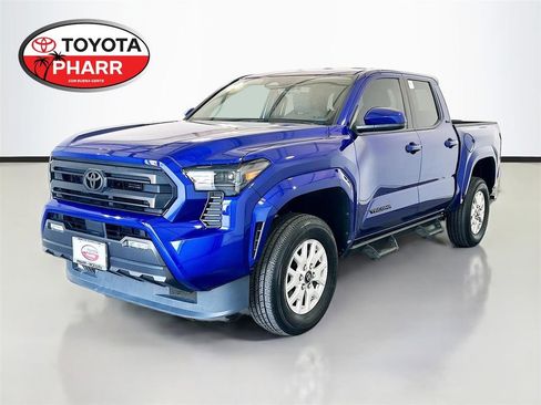 Used 2025 Toyota Tacoma SR5 RWD image 1