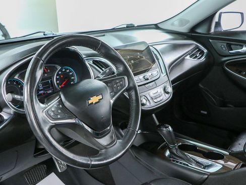 Used 2016 Chevrolet Malibu Premier FWD image 24