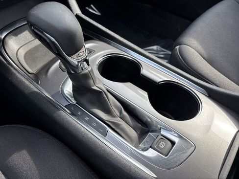 Used 2024 Chevrolet Malibu LT FWD image 21