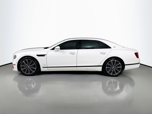 Certified 2021 Bentley Flying Spur V8 image 5
